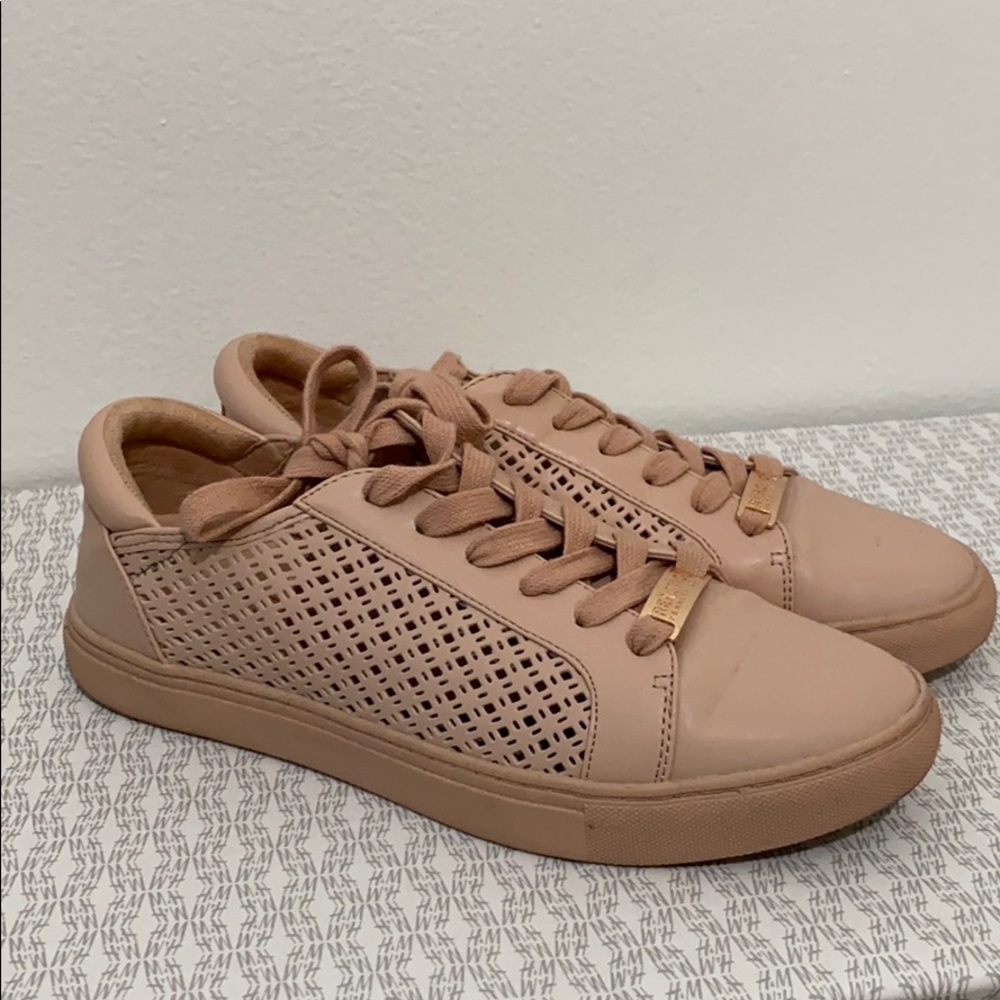 Kenneth Cole Sneakers size 7.5